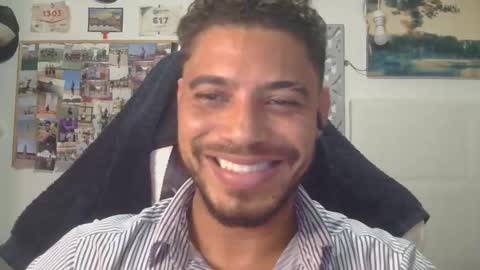 geovannygarrido91 online show from December 21, 2025, 9:55 pm