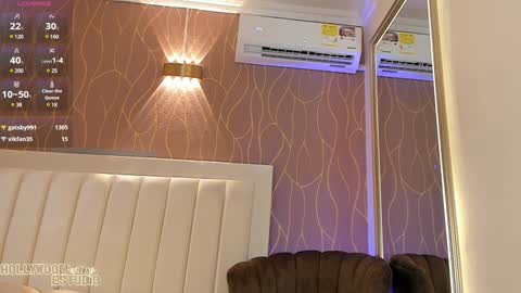    online show from December 11, 2024, 3:37 pm