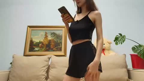 Snapshot of gertrudewilkosz chatting on July 10, 2026, 9:17 pm Lilly online show from July 10, 2026, 9:17 pm