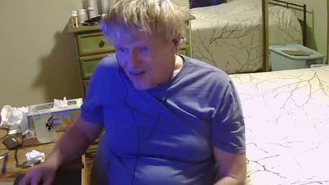 Snapshot of gethyn chatting on February 15, 2025, 9:27 am Gethyn online show from February 15, 2025, 9:27 am