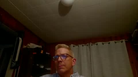 Snapshot of gggviking78 chatting on May 17, 2026, 9:49 am gggviking78 online show from May 17, 2026, 9:49 am