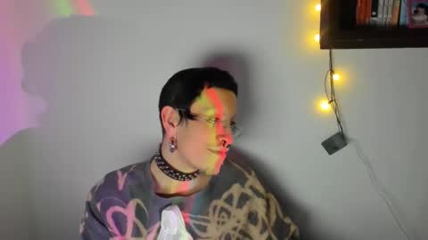 Snapshot of gh0st_pussy chatting on May 29, 2026, 7:17 am Ghost Bussy online show from May 29, 2026, 7:17 am
