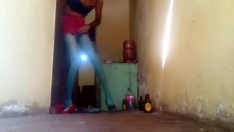 Gaby online show from September 12, 2025, 1:22 pm