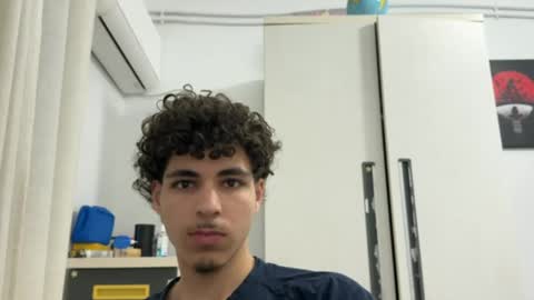 Snapshot of ghilassss chatting on February 20, 2026, 12:18 am ghilassss online show from February 20, 2026, 12:18 am