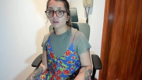 Snapshot of ghostcrimson chatting on December 4, 2024, 2:31 am andy online show from December 4, 2024, 2:31 am