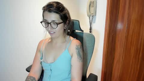 Snapshot of ghostcrimson chatting on December 5, 2024, 2:31 am andy online show from December 5, 2024, 2:31 am