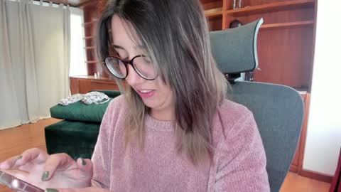 Snapshot of ghostcrimson chatting on December 29, 2024, 1:17 pm andy online show from December 29, 2024, 1:17 pm