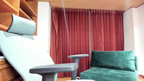 Snapshot of ghostcrimson chatting on February 7, 2025, 5:10 am andy online show from February 7, 2025, 5:10 am