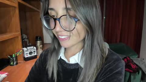 Snapshot of ghostcrimson chatting on March 5, 2025, 4:56 am andy online show from March 5, 2025, 4:56 am