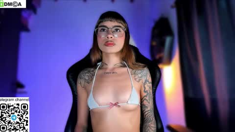 Sara online show from November 21, 2025, 7:34 pm