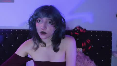 Snapshot of ghosty_doll chatting on October 24, 2025, 1:51 pm Allison online show from October 24, 2025, 1:51 pm