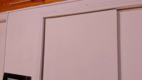 Snapshot of ghosty_doll chatting on December 14, 2025, 1:05 pm Allison online show from December 14, 2025, 1:05 pm