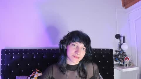 Snapshot of ghosty_doll chatting on December 18, 2025, 8:15 pm Allison online show from December 18, 2025, 8:15 pm