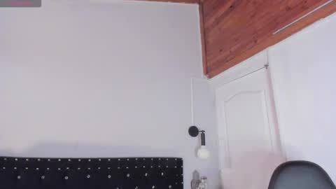 Snapshot of ghosty_doll chatting on February 4, 2026, 8:25 pm Allison online show from February 4, 2026, 8:25 pm