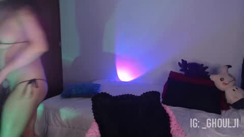 Annie   Im going to be offline from 29nov to 3dec online show from February 23, 2025, 12:08 am