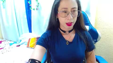 Snapshot of gia_leinn chatting on October 20, 2025, 8:53 pm Gia online show from October 20, 2025, 8:53 pm