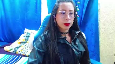 Snapshot of gia_leinn chatting on May 8, 2026, 8:58 pm Gia online show from May 8, 2026, 8:58 pm
