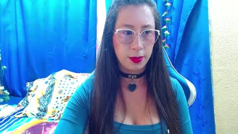 Snapshot of gia_leinn chatting on May 9, 2026, 6:35 pm Gia online show from May 9, 2026, 6:35 pm