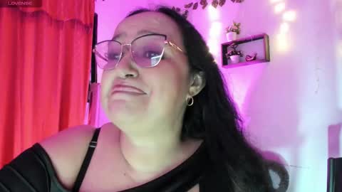 nahomi online show from November 24, 2025, 10:53 pm