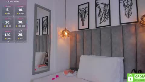 Snapshot of gia_scott chatting on October 5, 2025, 9:45 pm Darlliny online show from October 5, 2025, 9:45 pm