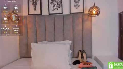 Snapshot of gia_scott chatting on October 7, 2025, 8:50 pm Darlliny online show from October 7, 2025, 8:50 pm