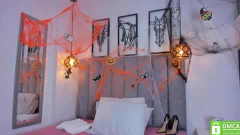 Snapshot of gia_scott chatting on October 22, 2025, 9:03 pm Darlliny online show from October 22, 2025, 9:03 pm