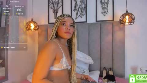 Snapshot of gia_scott chatting on November 7, 2025, 9:48 pm Darlliny online show from November 7, 2025, 9:48 pm