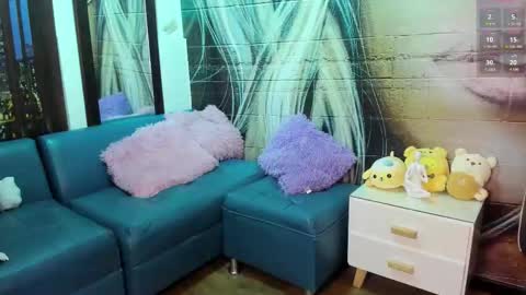 giaa rossi online show from November 2, 2025, 1:13 pm