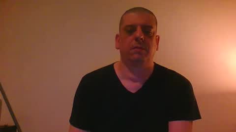 Snapshot of giaco1982 chatting on March 9, 2025, 5:28 pm samuel online show from March 9, 2025, 5:28 pm