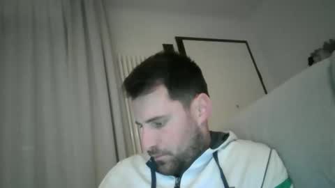 giacomo9669 online show from March 31, 2026, 5:57 pm