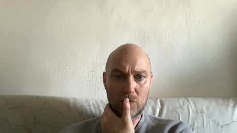 giannipaciotti online show from April 20, 2026, 12:08 pm