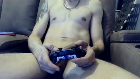 Snapshot of giantdick4u1991 chatting on December 13, 2024, 6:42 am giantdick4u1991 online show from December 13, 2024, 6:42 am