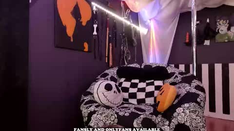 Snapshot of gigglemethis22 chatting on February 20, 2026, 4:18 pm Giggles online show from February 20, 2026, 4:18 pm