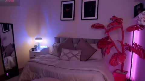 GIGI online show from May 16, 2026, 5:37 am
