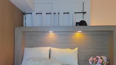 gigi wilden online show from December 1, 2025, 2:22 pm