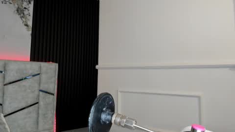 Gigi Doll online show from October 28, 2025, 11:14 am