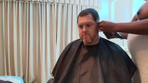 Snapshot of gigimcfee chatting on November 10, 2025, 7:07 am G Money online show from November 10, 2025, 7:07 am