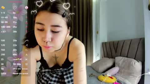 Jany online show from April 17, 2026, 12:52 pm