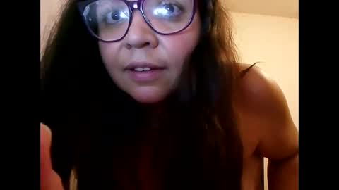Snapshot of gina_honey chatting on January 1, 2025, 11:51 pm gina_honey online show from January 1, 2025, 11:51 pm