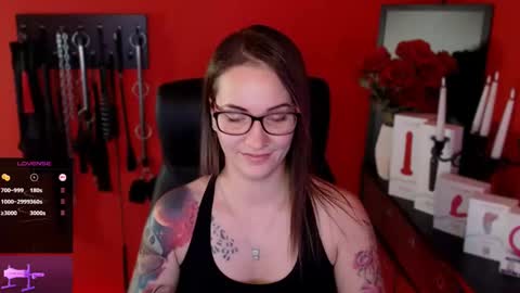 gina_hotlick online show from February 1, 2025, 1:51 pm