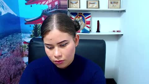 Snapshot of gina_pervertt chatting on December 3, 2024, 5:12 pm Gina online show from December 3, 2024, 5:12 pm