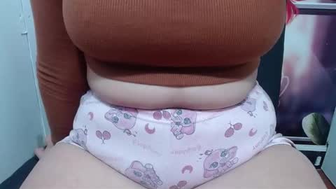 Snapshot of gina_pervertt chatting on February 8, 2025, 11:45 pm Gina online show from February 8, 2025, 11:45 pm