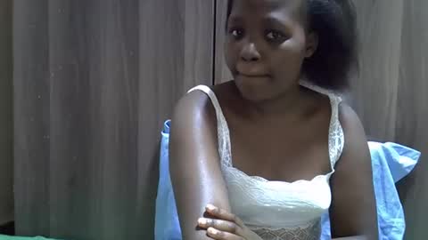 Adiliah online show from December 21, 2025, 6:15 pm