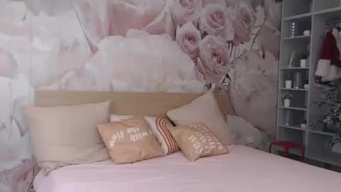 Snapshot of ginaa_lovely chatting on March 11, 2025, 8:20 am Gina online show from March 11, 2025, 8:20 am