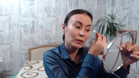 ginaxsoulah   online show from October 5, 2025, 10:35 am