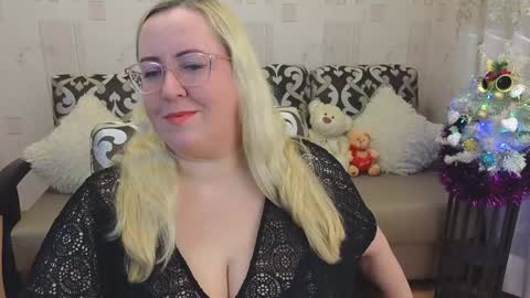 ginesia online show from December 11, 2024, 3:58 pm