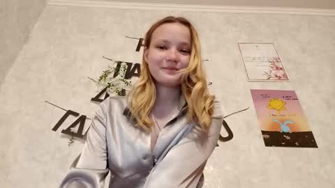 Ginger Anna online show from May 19, 2026, 5:08 pm
