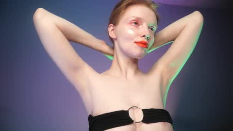 Snapshot of ginger_hugs chatting on January 9, 2025, 1:08 am im expecting 350 thumbs up on my altar online show from January 9, 2025, 1:08 am