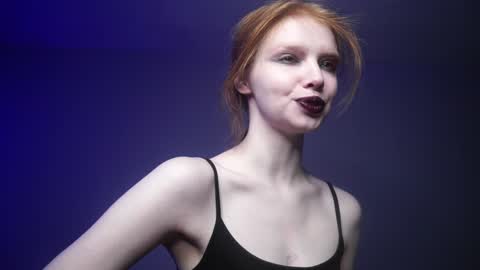 Snapshot of ginger_hugs chatting on February 4, 2025, 10:13 pm im expecting 350 thumbs up on my altar online show from February 4, 2025, 10:13 pm