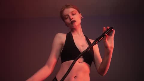 Snapshot of ginger_hugs chatting on February 22, 2025, 10:09 pm im expecting 350 thumbs up on my altar online show from February 22, 2025, 10:09 pm